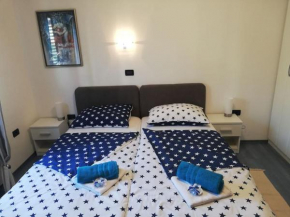 Cosy & quiet with free parking & bike use